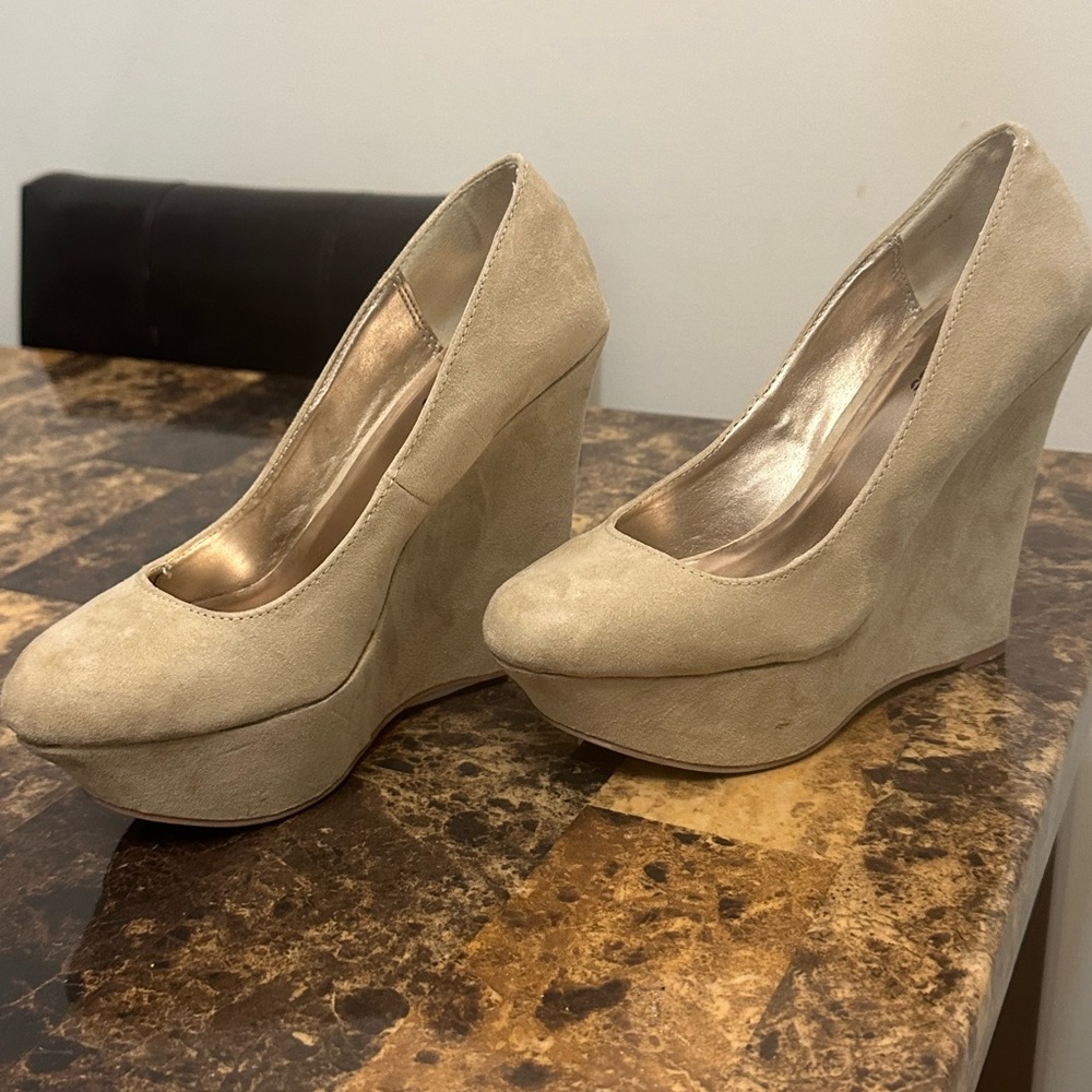 Nice wedge heel